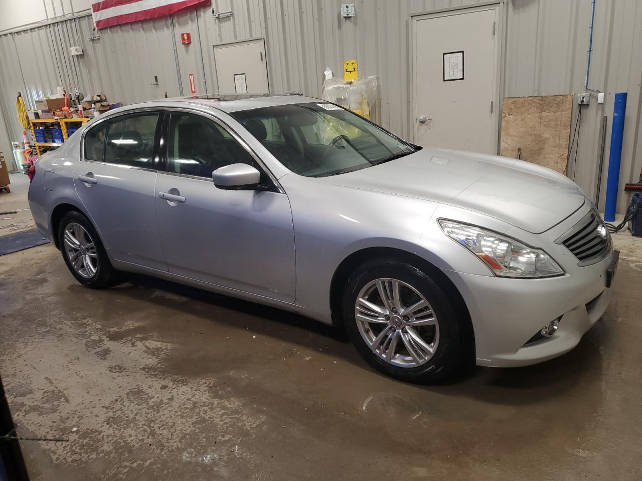 2013 Infiniti G37 - Фото 4