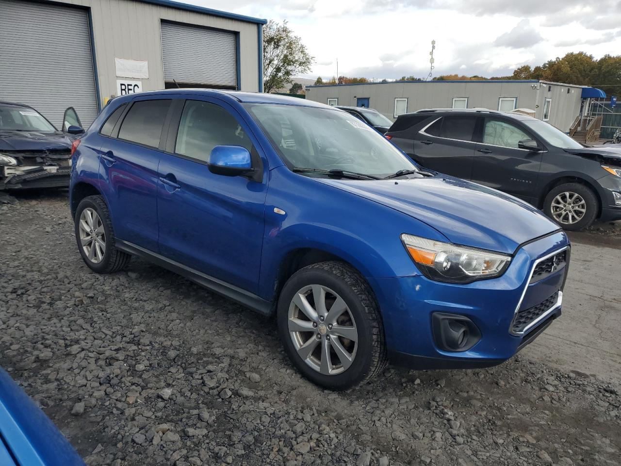 2015 Mitsubishi Outlander Sport Es - Image 4
