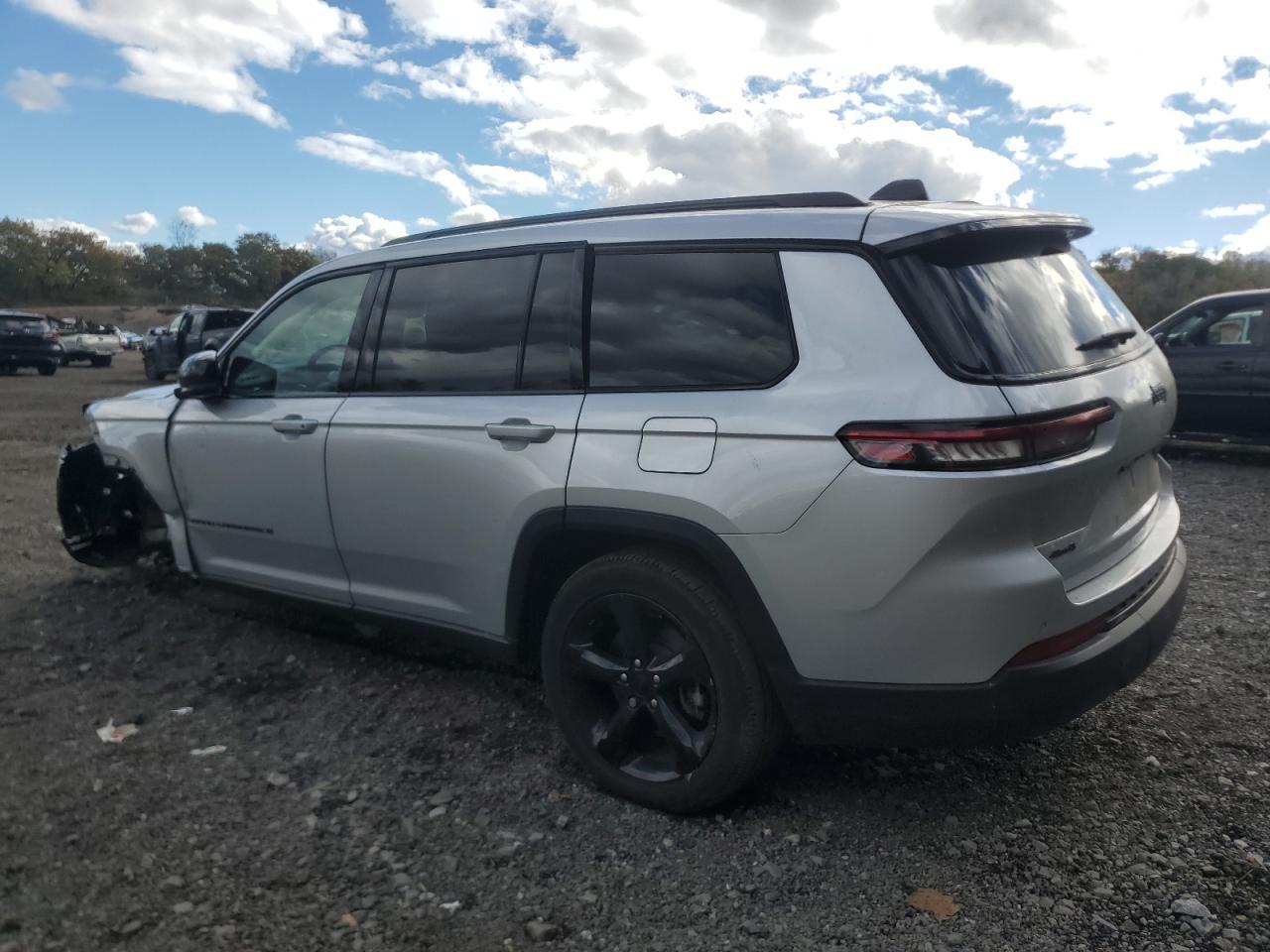 2024 Jeep Grand Cherokee L Laredo - Фото 2