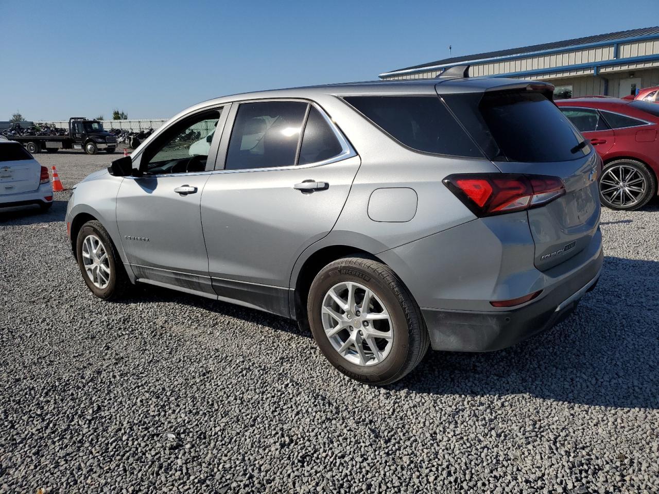 2024 Chevrolet Equinox Lt - Фото 2