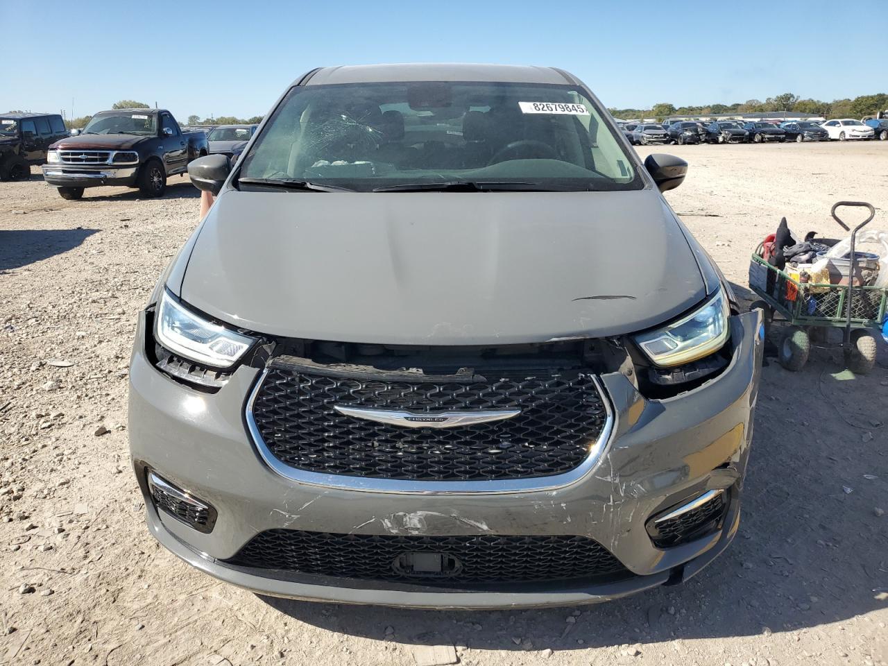 2023 Chrysler Pacifica Touring L - Image 5