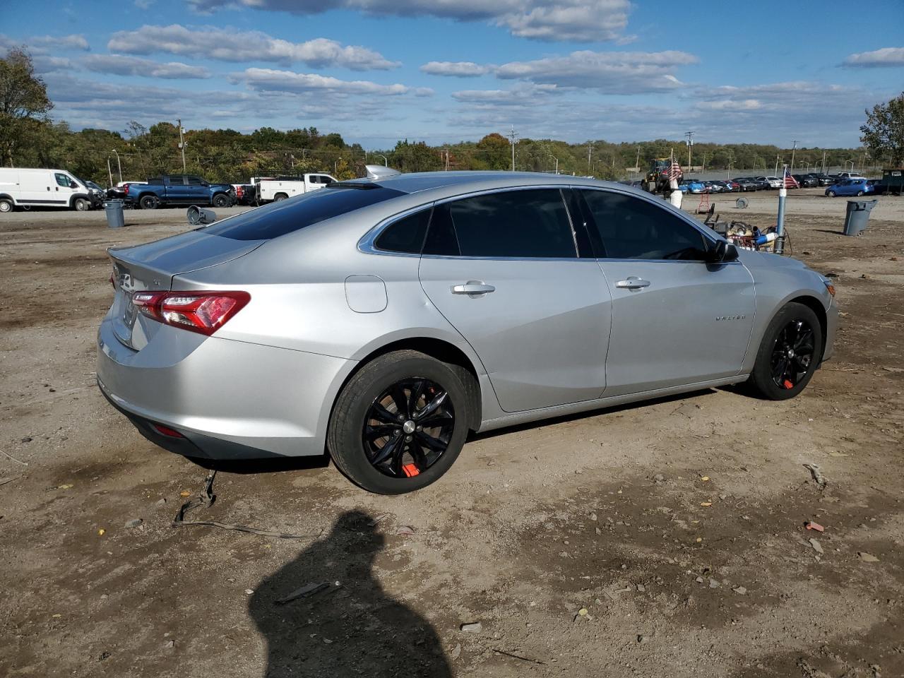 2019 Chevrolet Malibu Lt - Фото 3