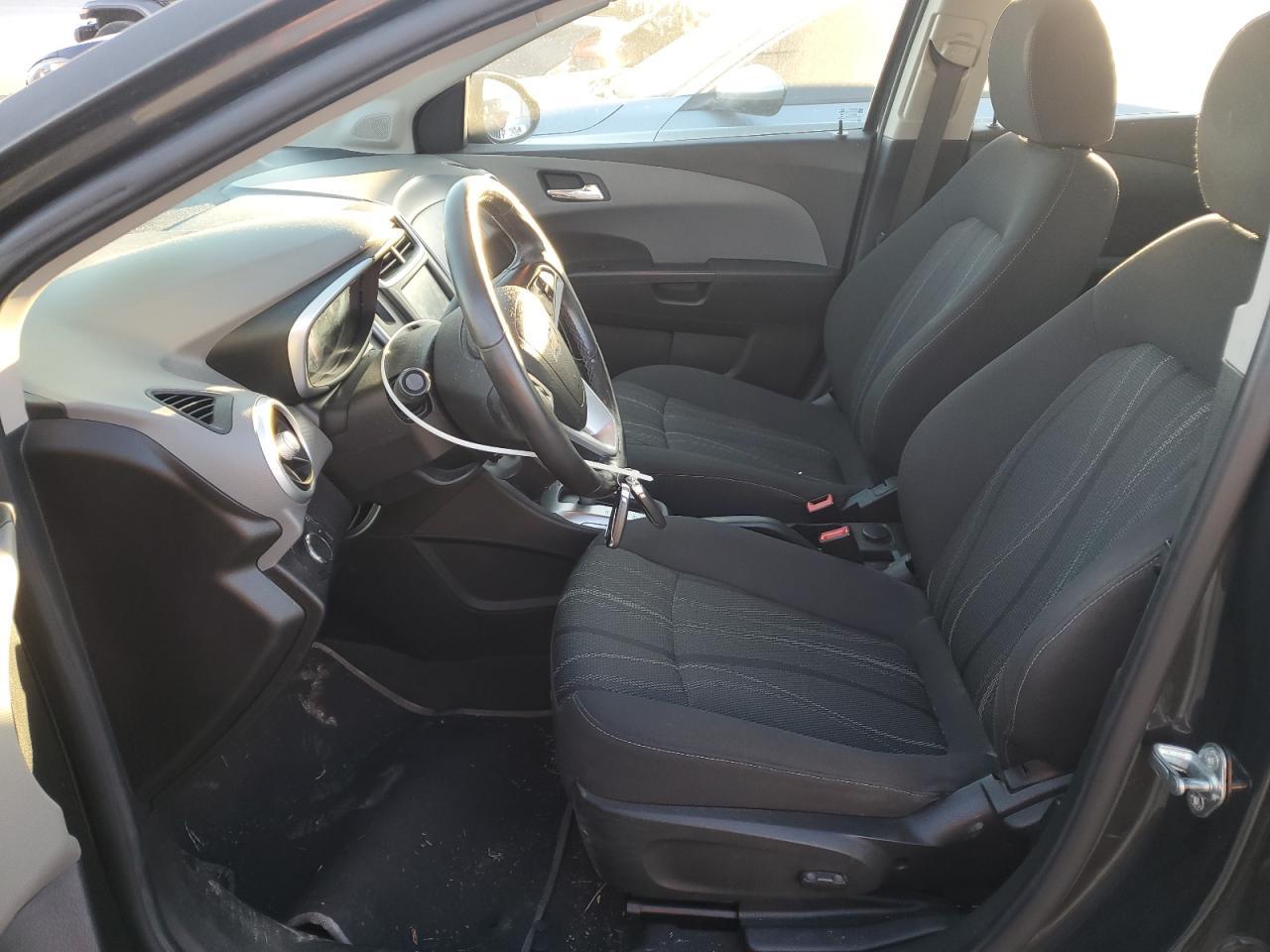 2017 Chevrolet Sonic Lt - Фото 7