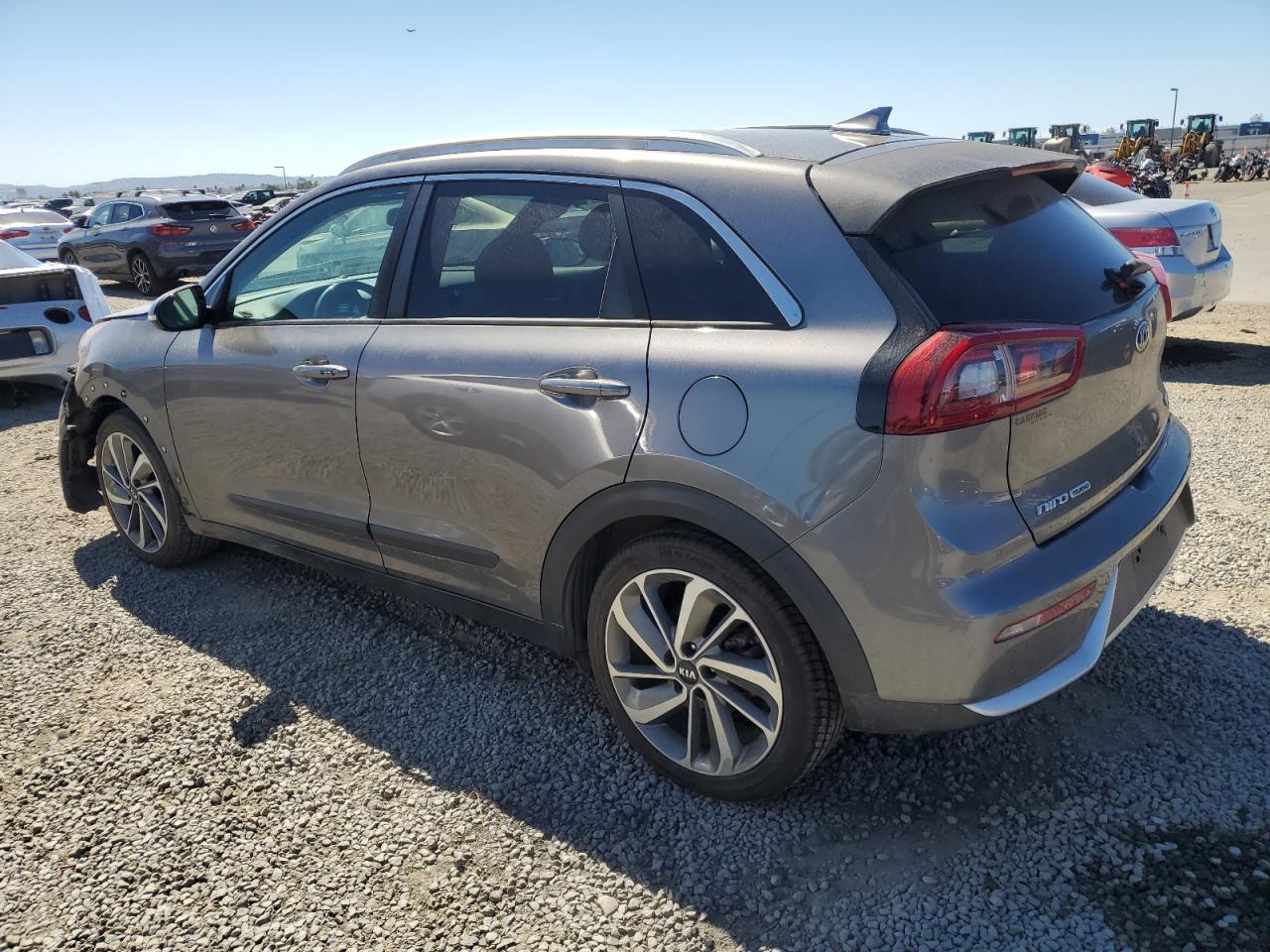 2017 Kia Niro Ex Touring - Фото 2