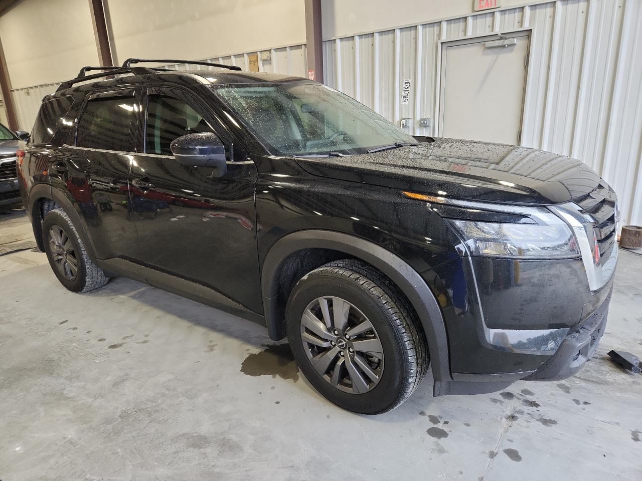 2024 Nissan Pathfinder Sv - Image 4