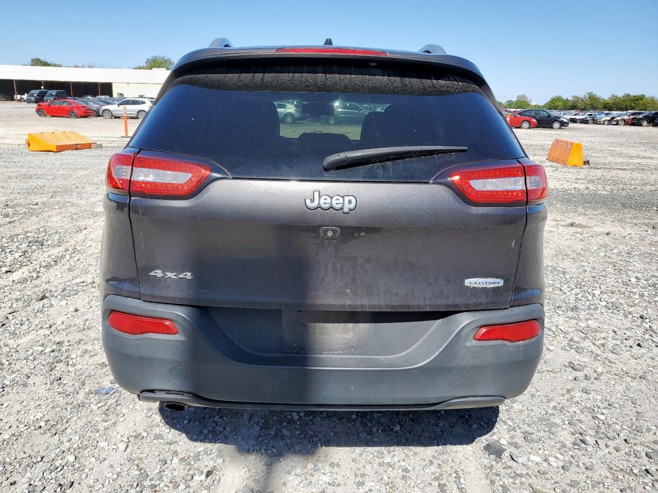 2015 Jeep Cherokee Latitude - Фото 6
