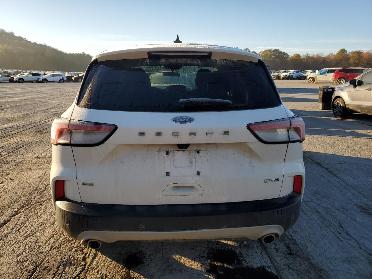 2020 Ford Escape Se - Фото 6