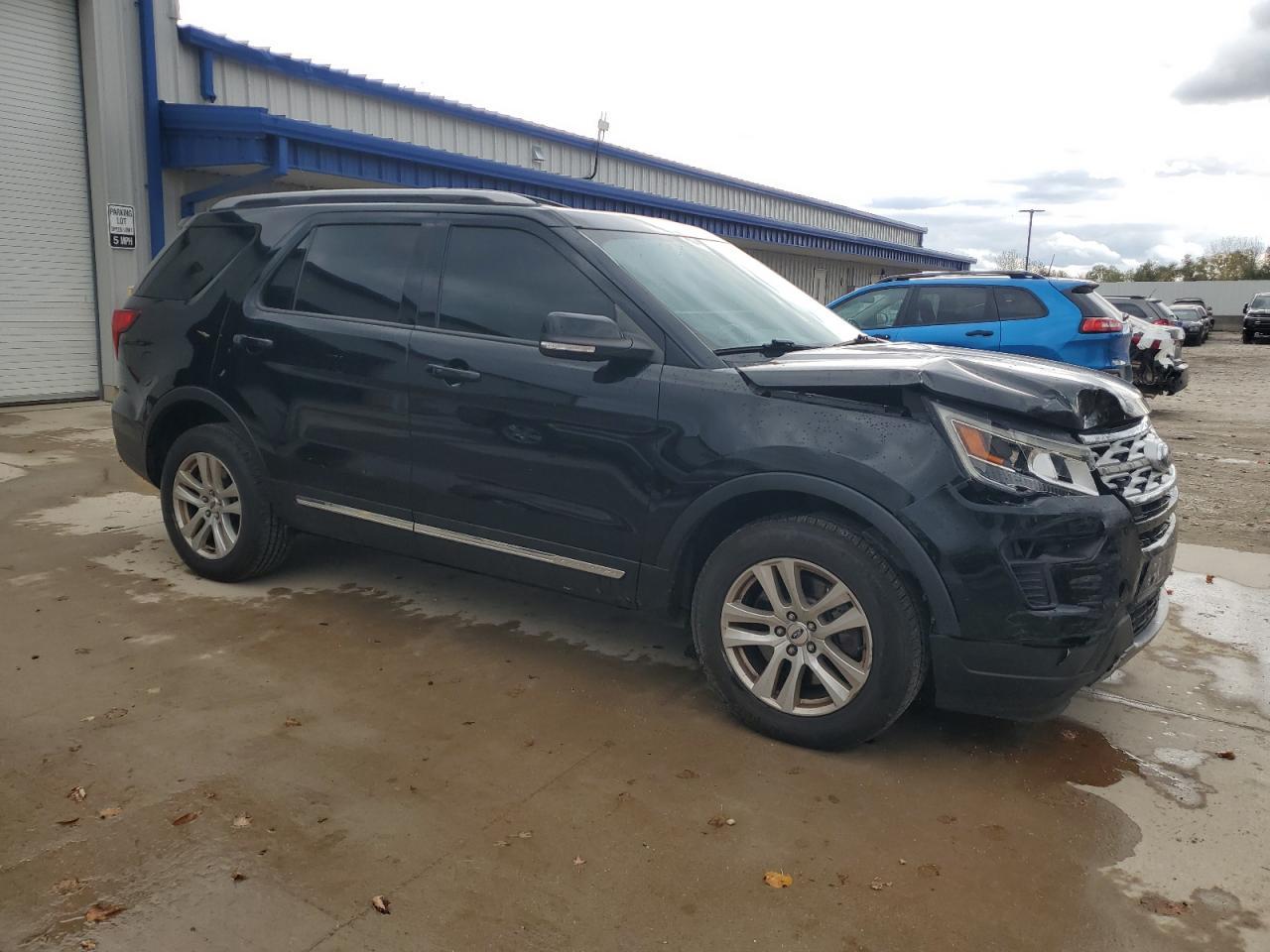 2018 Ford Explorer Xlt - Фото 4