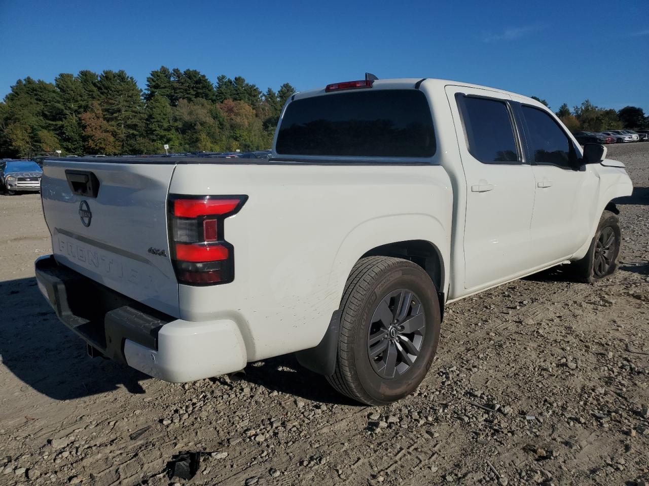 2025 Nissan Frontier S - Фото 3