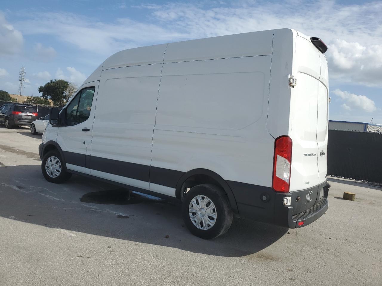 2019 Ford Transit T-350 - Фото 2