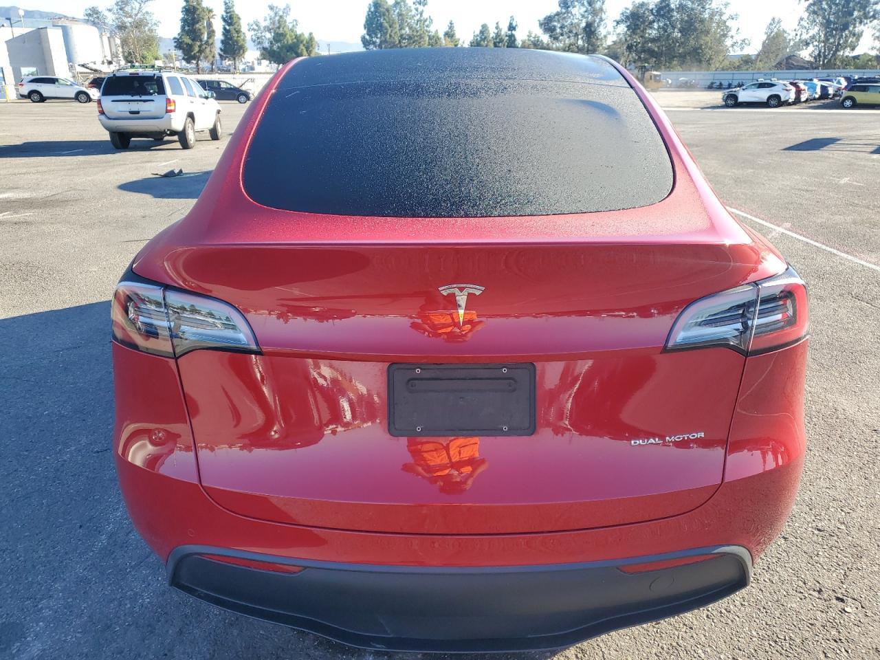 2022 Tesla Model Y - Image 6