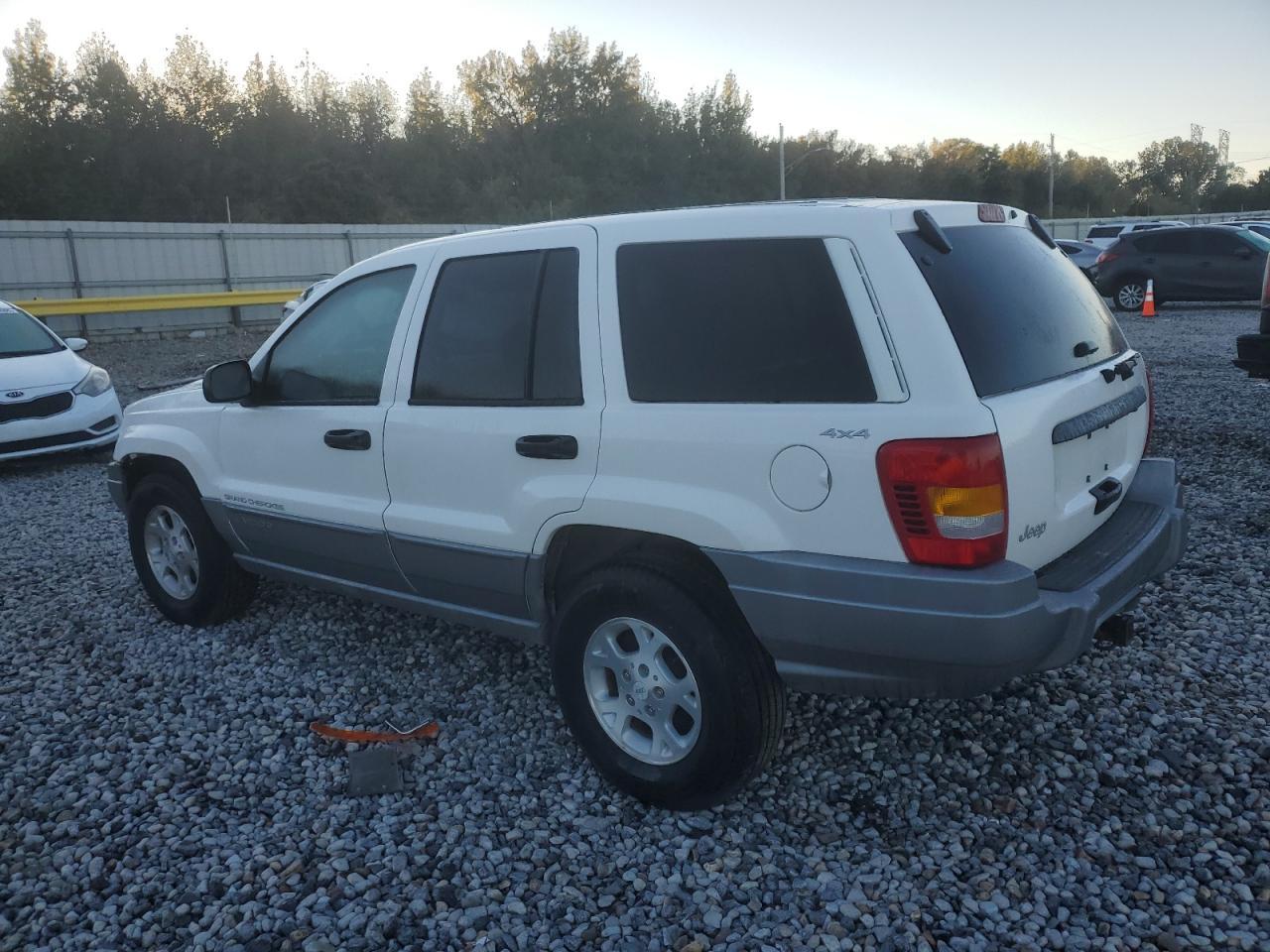 1999 Jeep Cherokee - Image 2