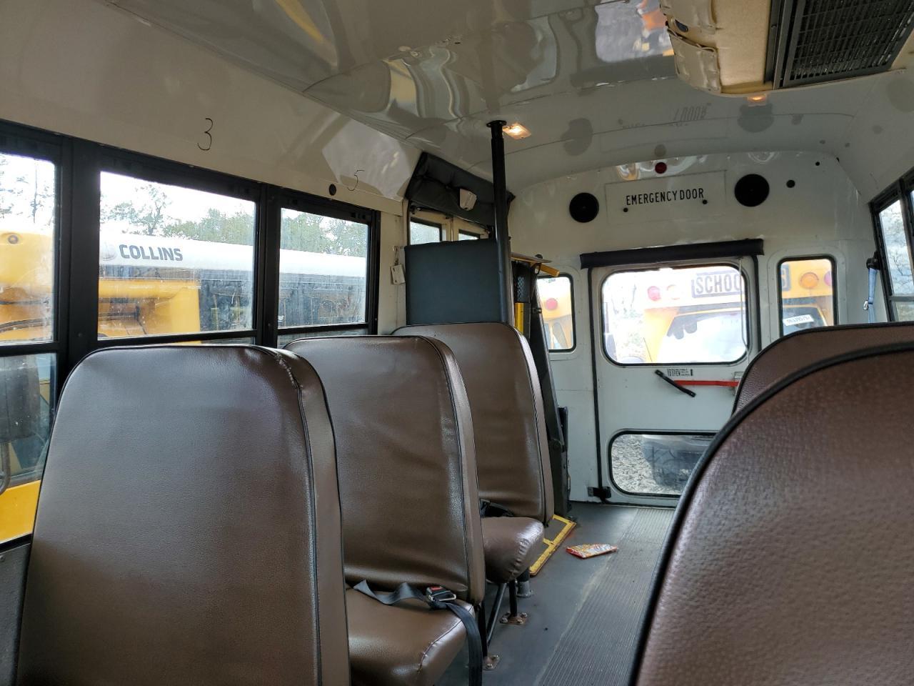 2006 Thomas Minotour E350 - School Bus - Image 6