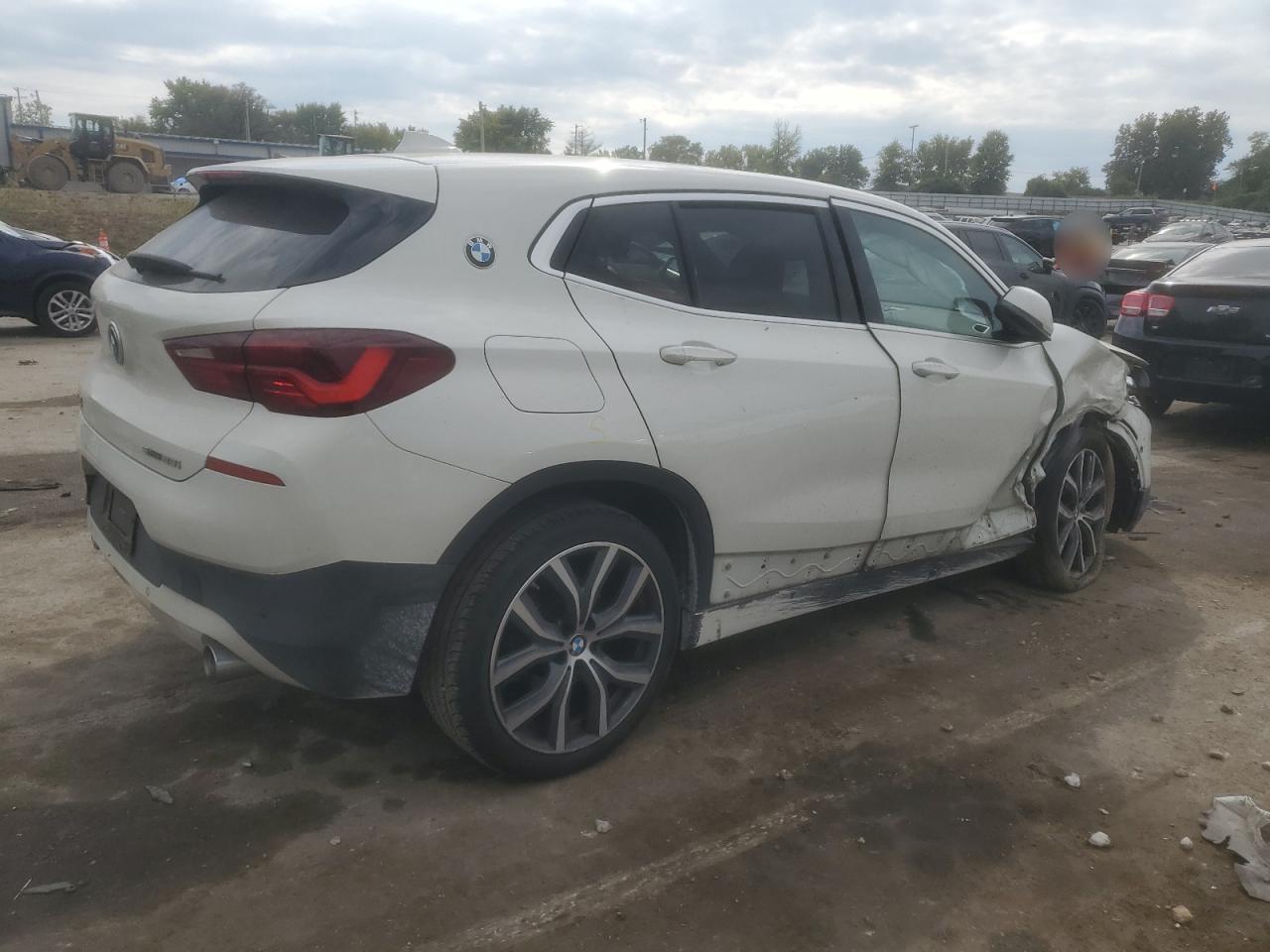 2022 BMW X2 Sdrive28I - Фото 3