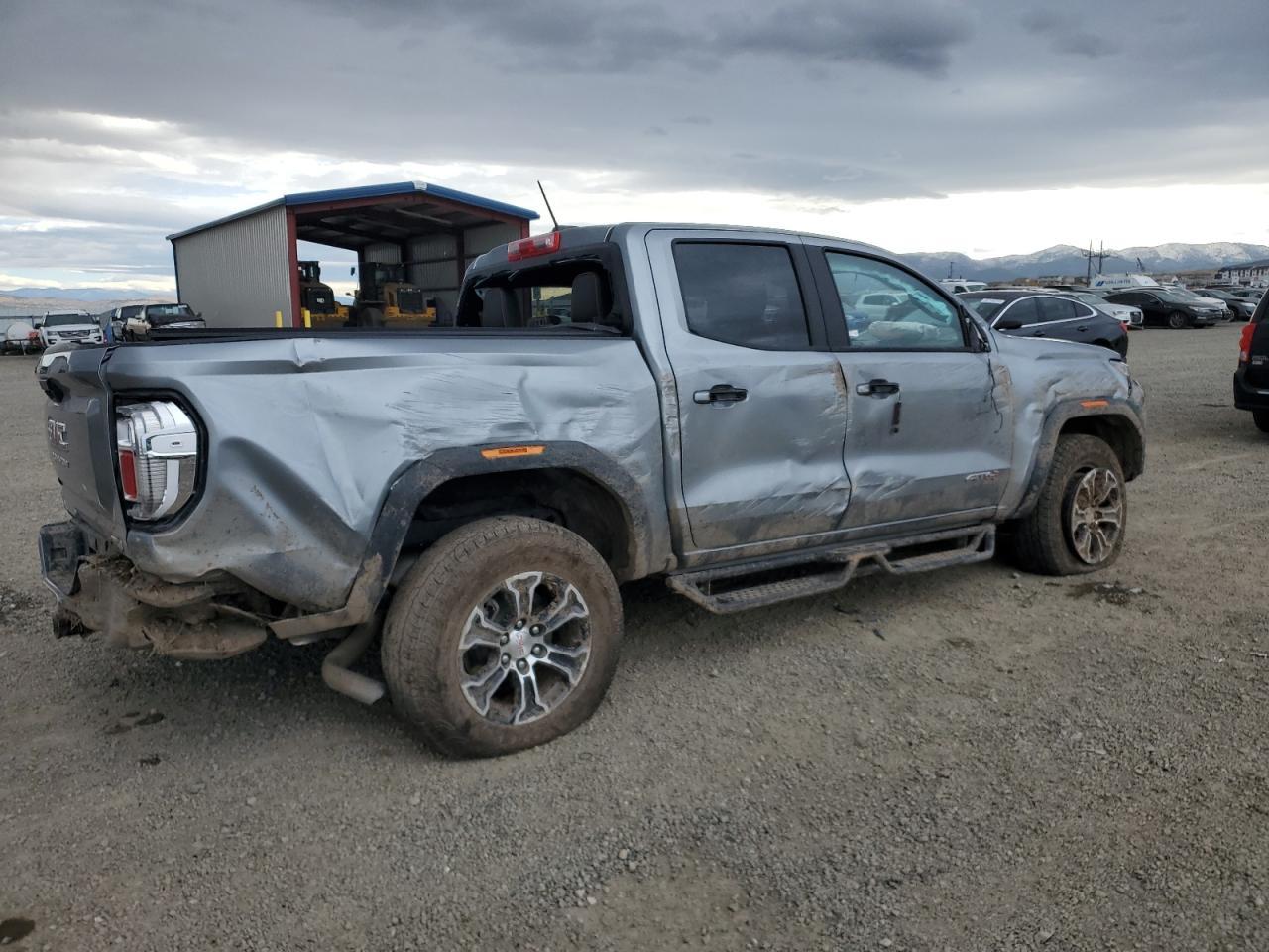2024 GMC Canyon At4 - Image 3