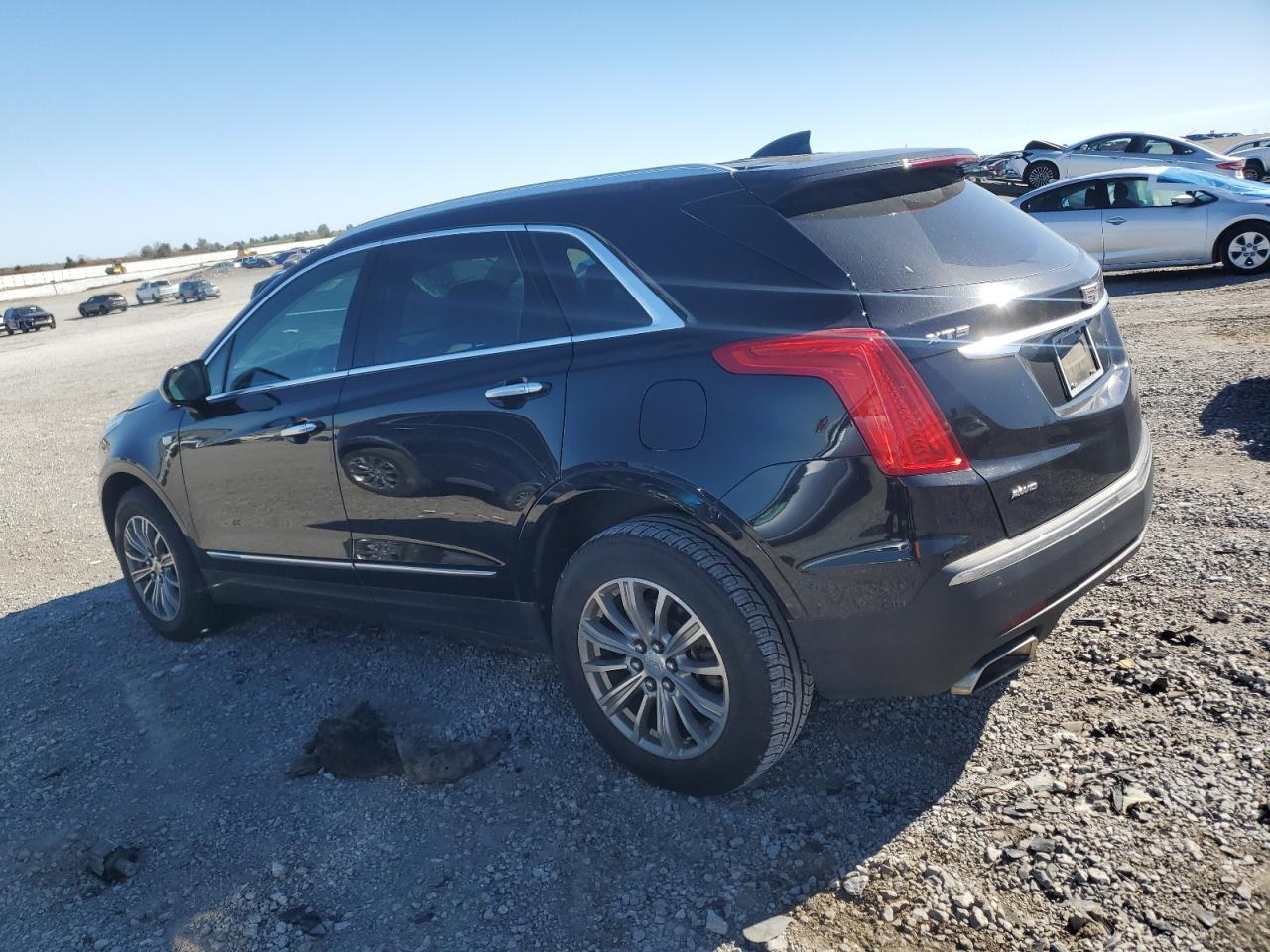 2019 Cadillac Xt5 Luxury - Фото 2