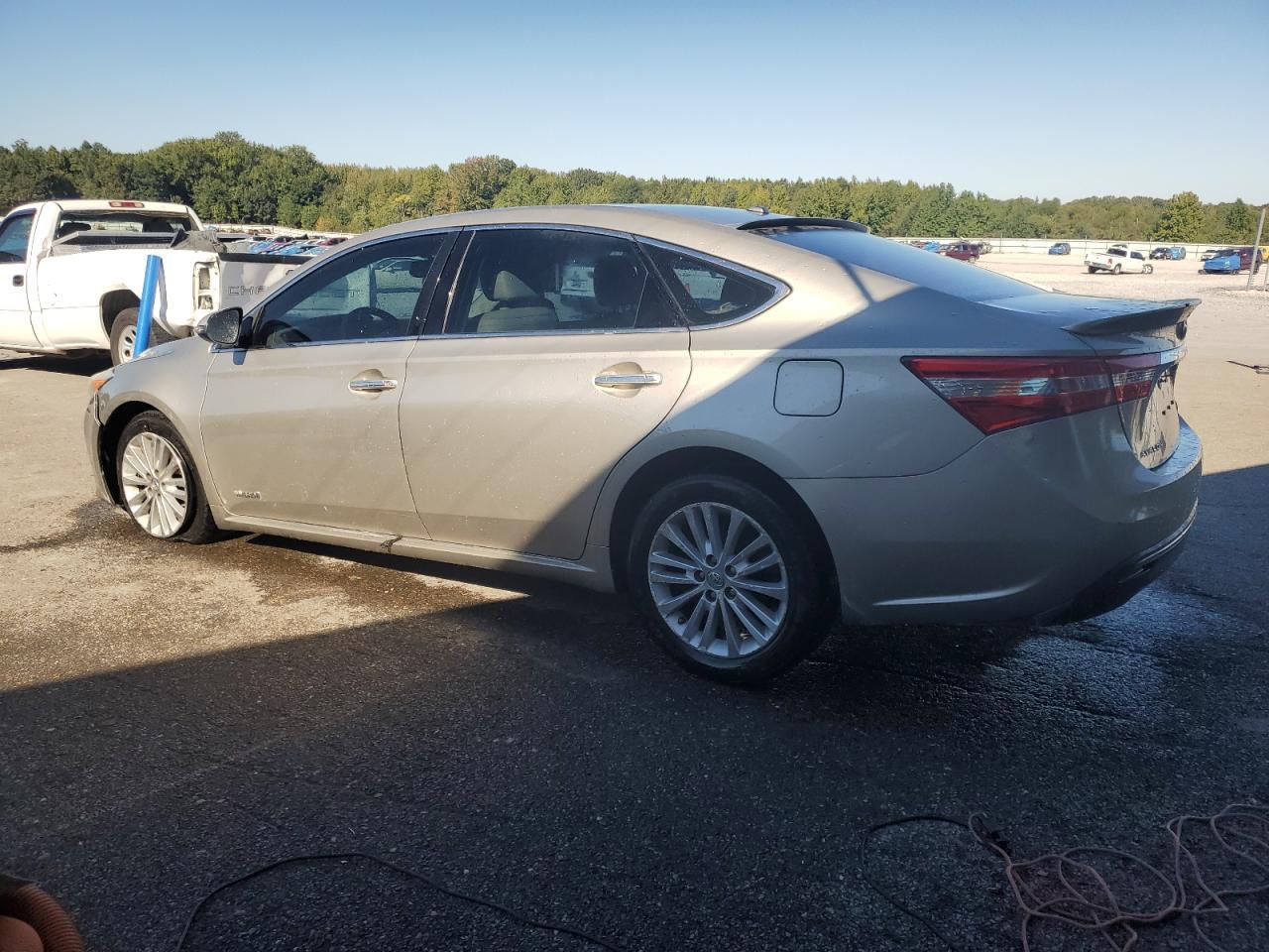 2013 Toyota Avalon Hybrid - Фото 2