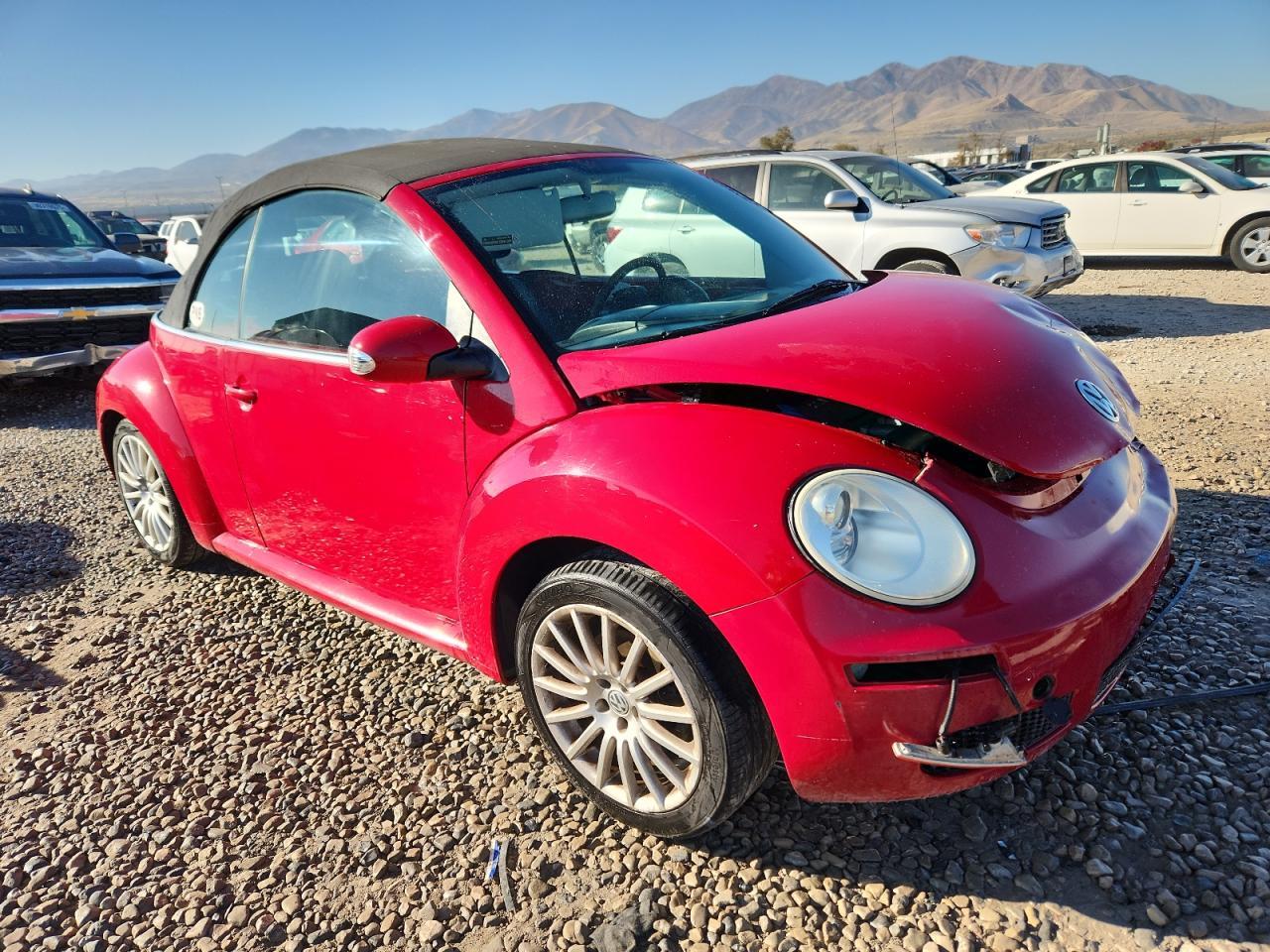 2007 Volkswagen New Beetle Convertible Option Package 1 - Image 4