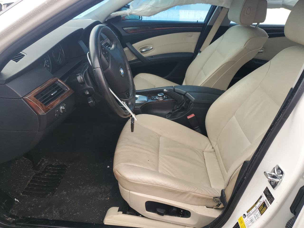 2010 BMW 528 I - Фото 7