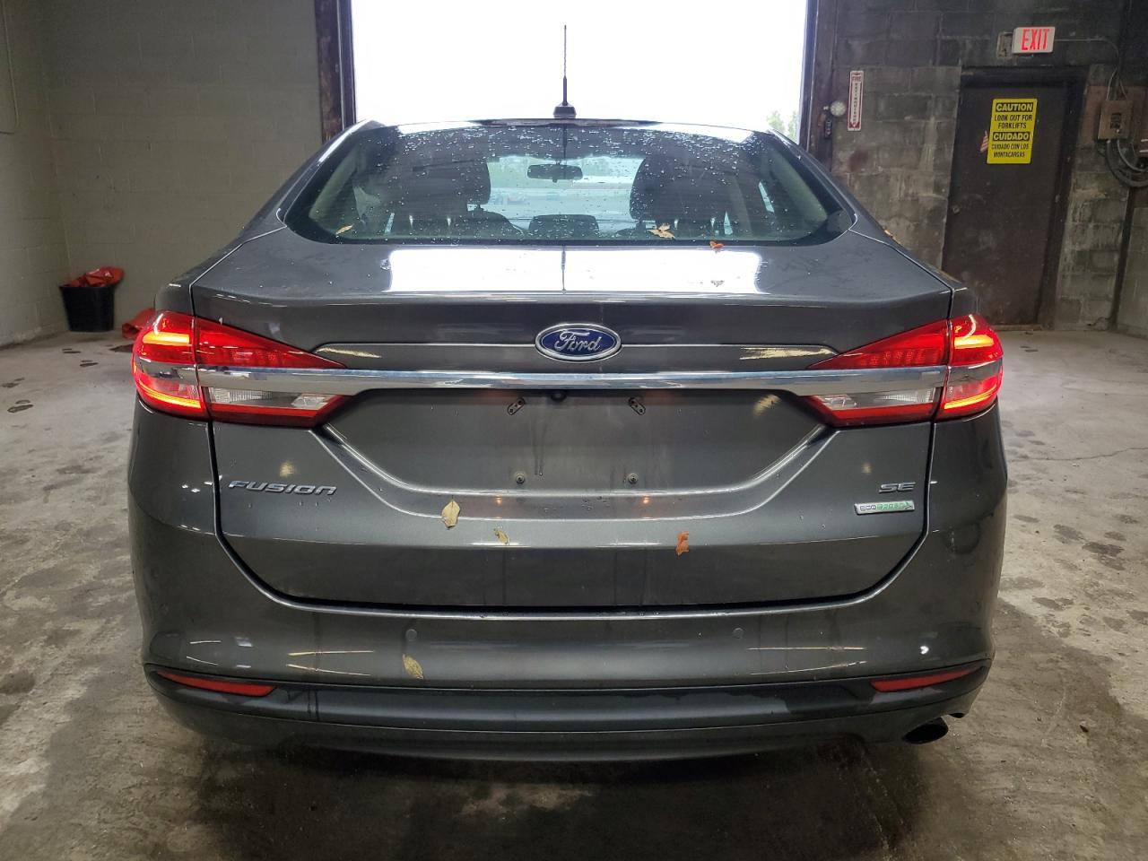 2017 Ford Fusion Se - Image 6