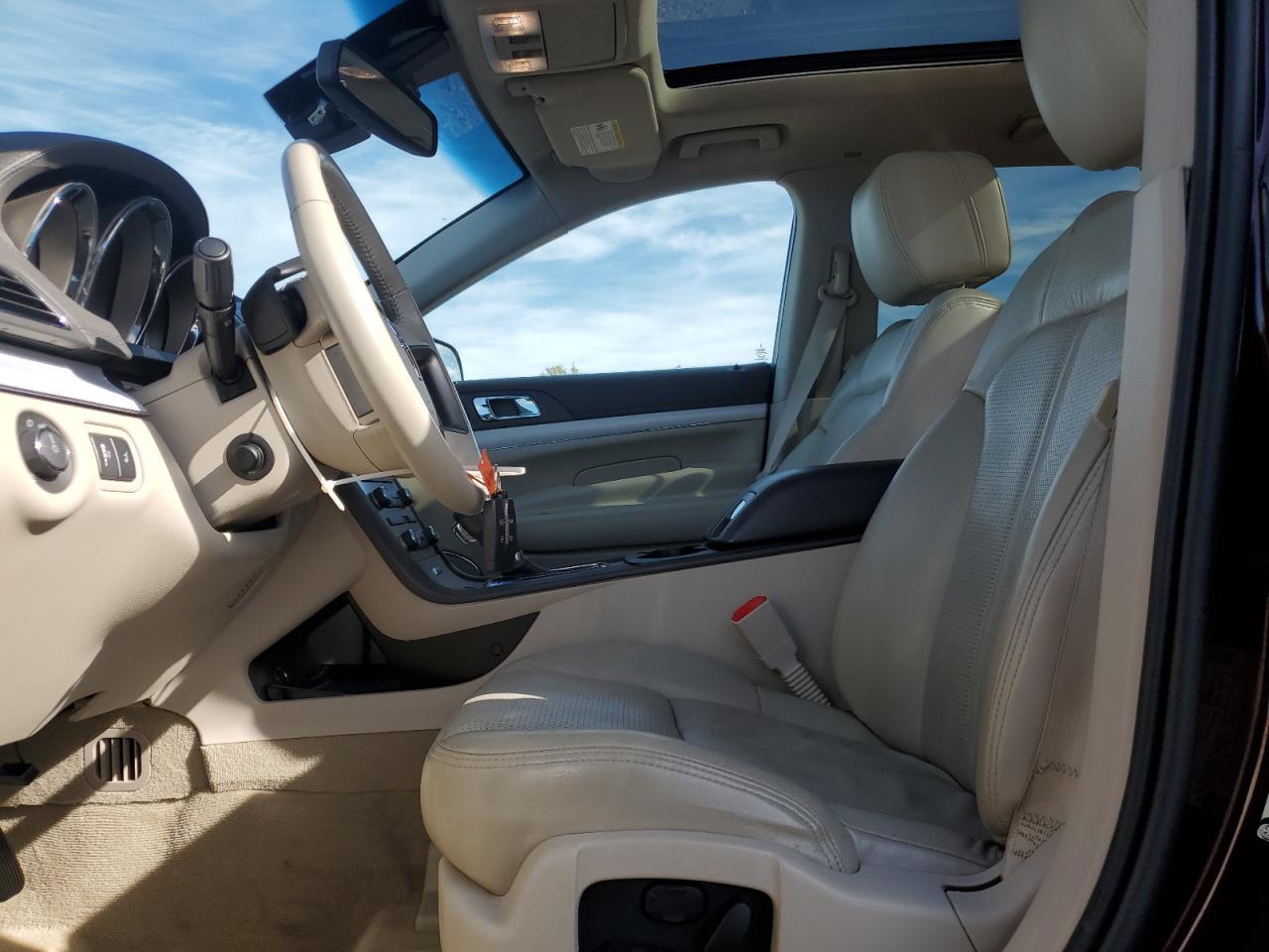 2011 Lincoln Mkt - Image 7
