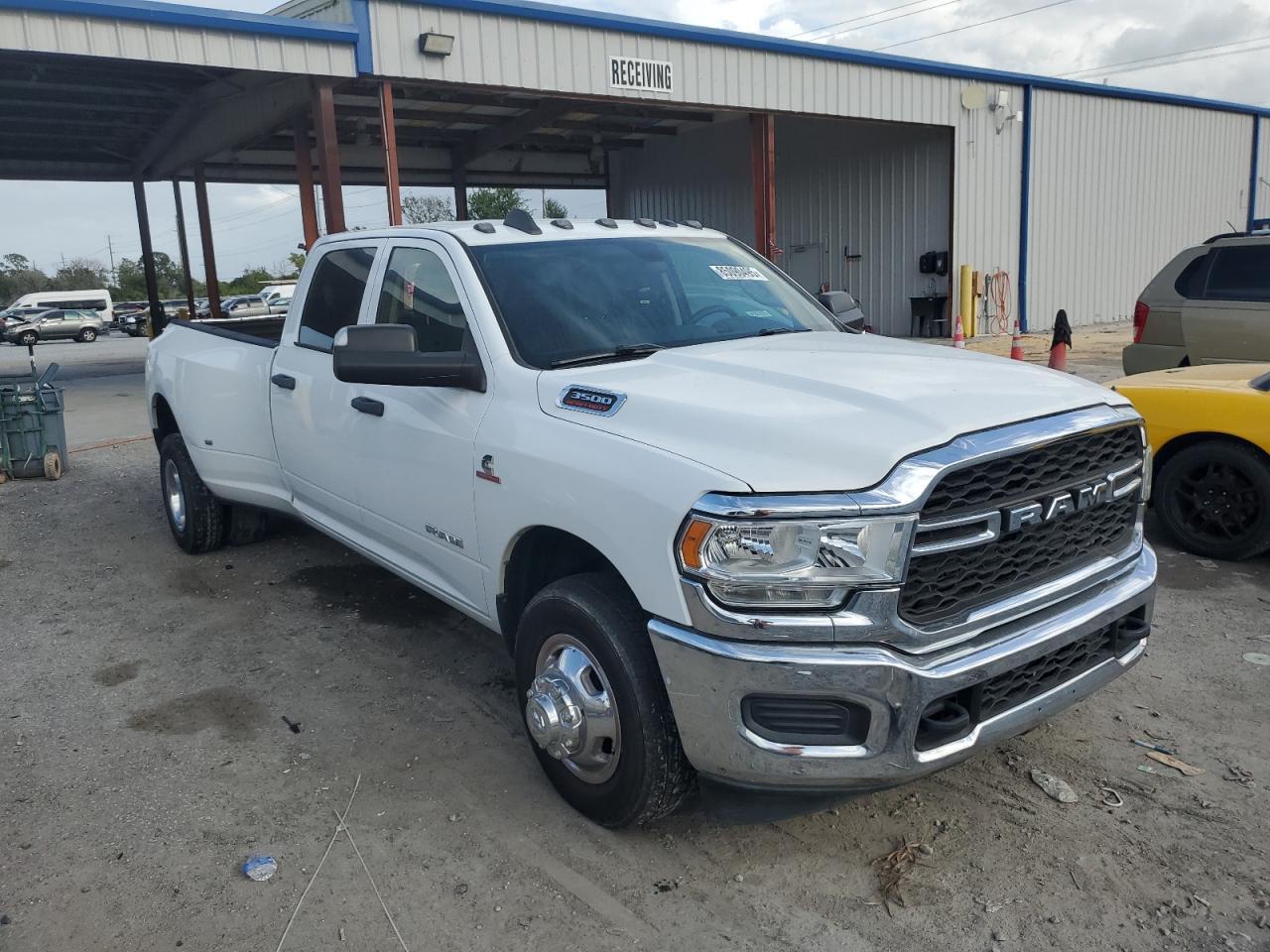 2019 Ram 3500 Tradesman - Фото 4