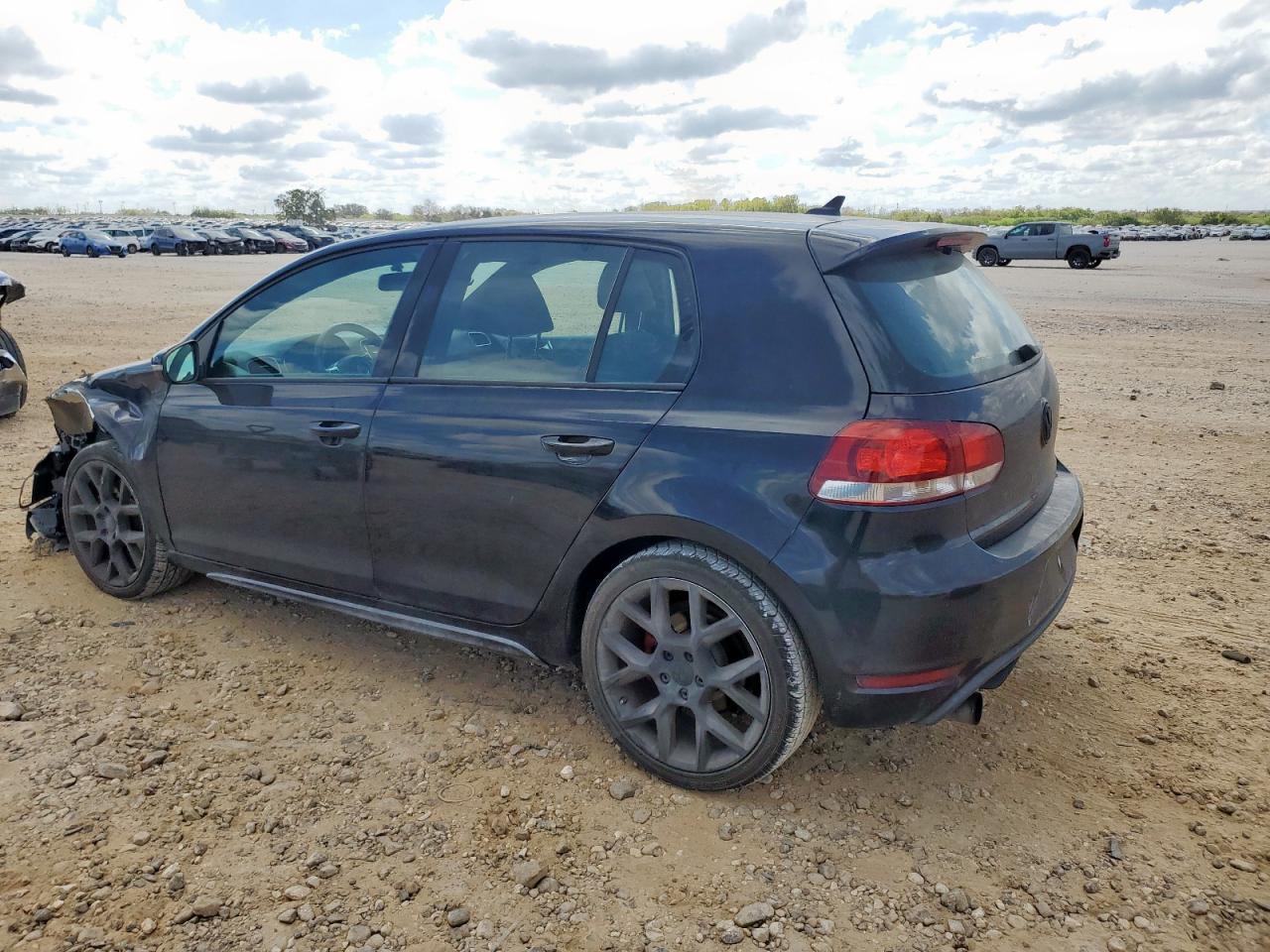 2013 Volkswagen Gti - Image 2