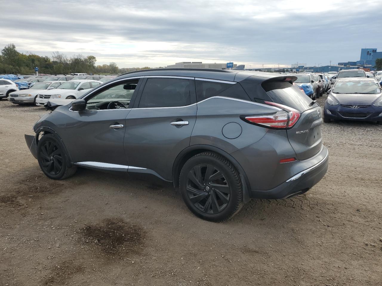 2017 Nissan Murano S - Image 2