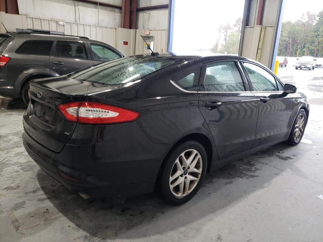 2014 Ford Fusion Se - Фото 3