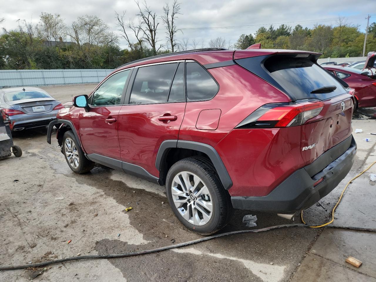 2025 Toyota Rav4 Xle Premium - Image 2