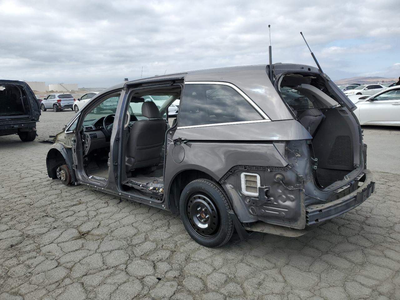 2015 Honda Odyssey Exl - Image 2