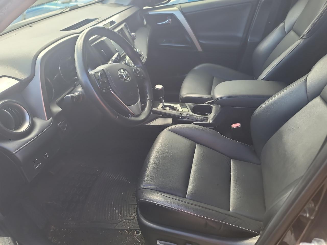 2016 Toyota Rav4 Hv Limited - Image 7