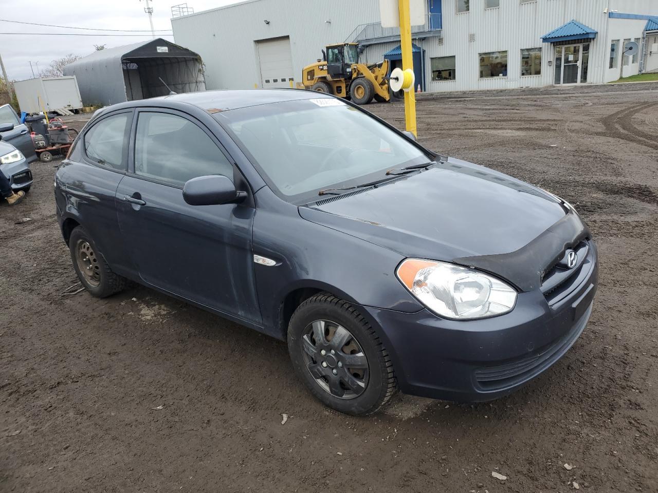 2010 Hyundai Accent Se - Image 4