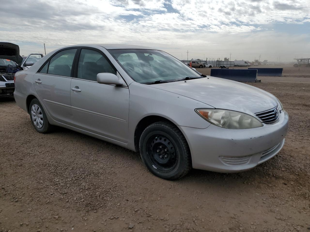 2005 Toyota Camry Le - Фото 4