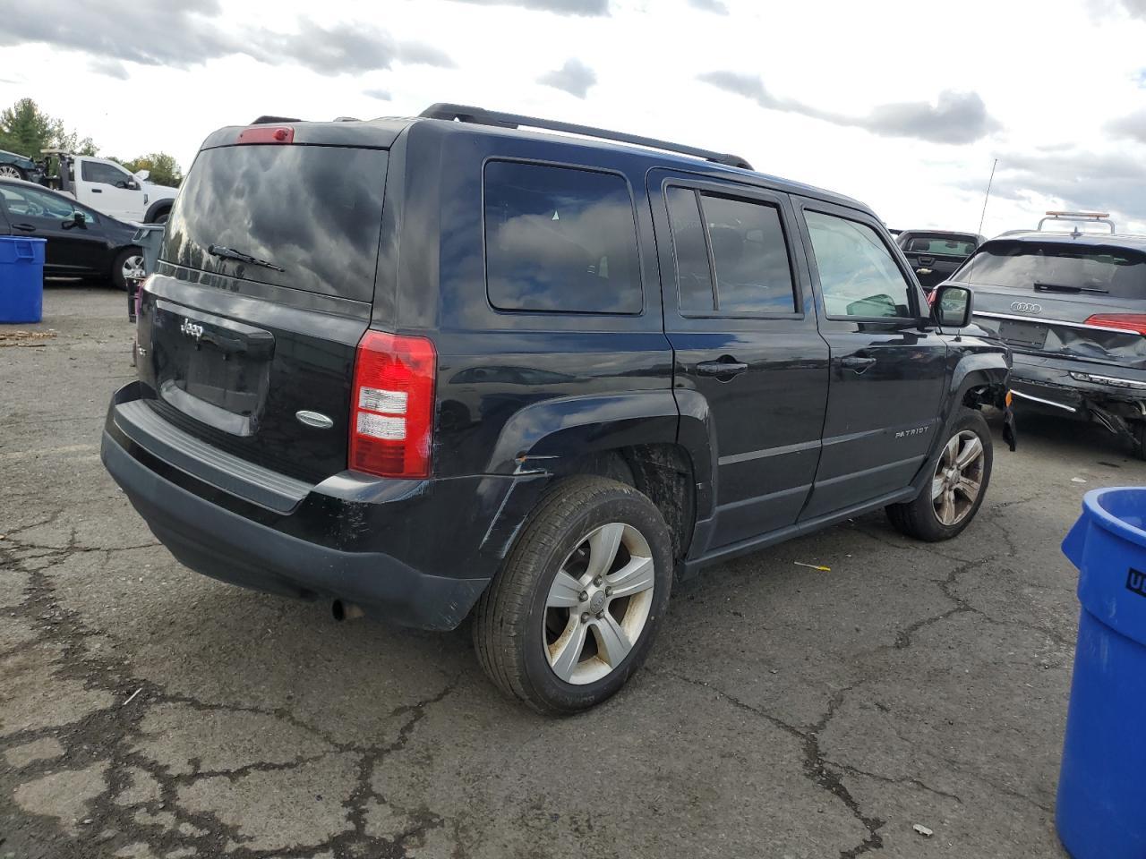 2015 Jeep Patriot Latitude - Фото 3