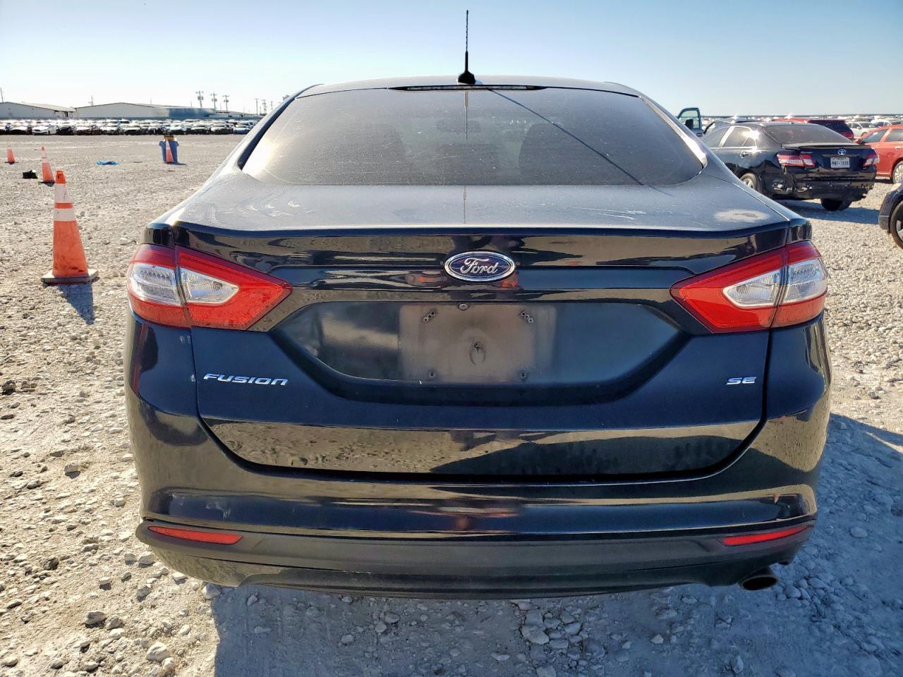 2016 Ford Fusion Se - Фото 6