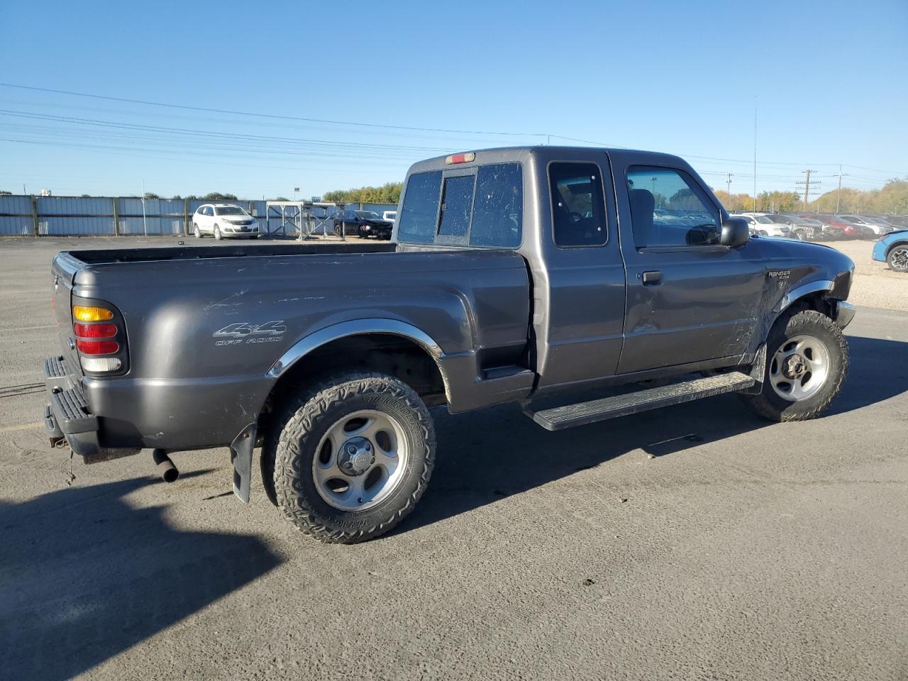 1999 Ford Ranger Super Cab - Image 3