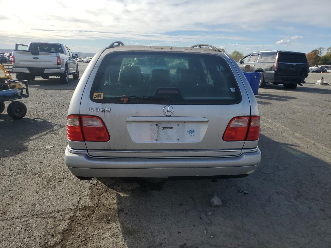 1998 Mercedes-Benz E-320 - Фото 6