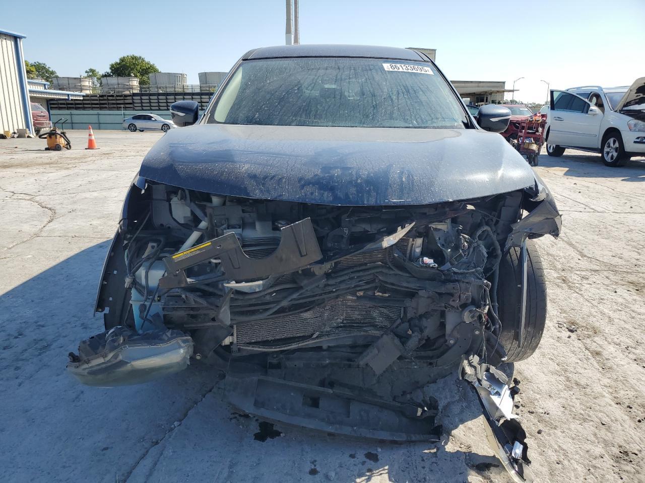 2015 Nissan Rogue S - Фото 5