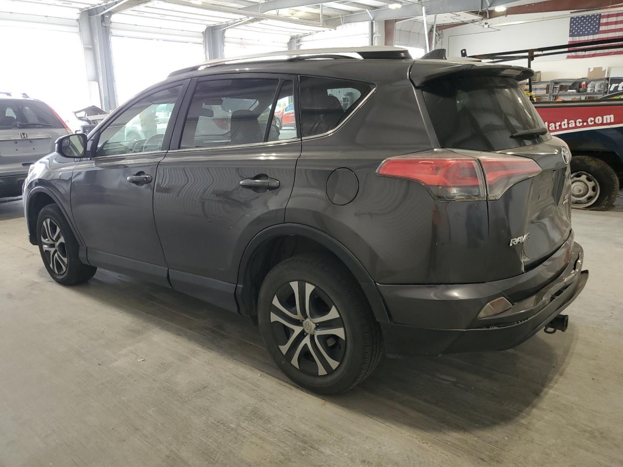 2016 Toyota Rav4 Le - Фото 2
