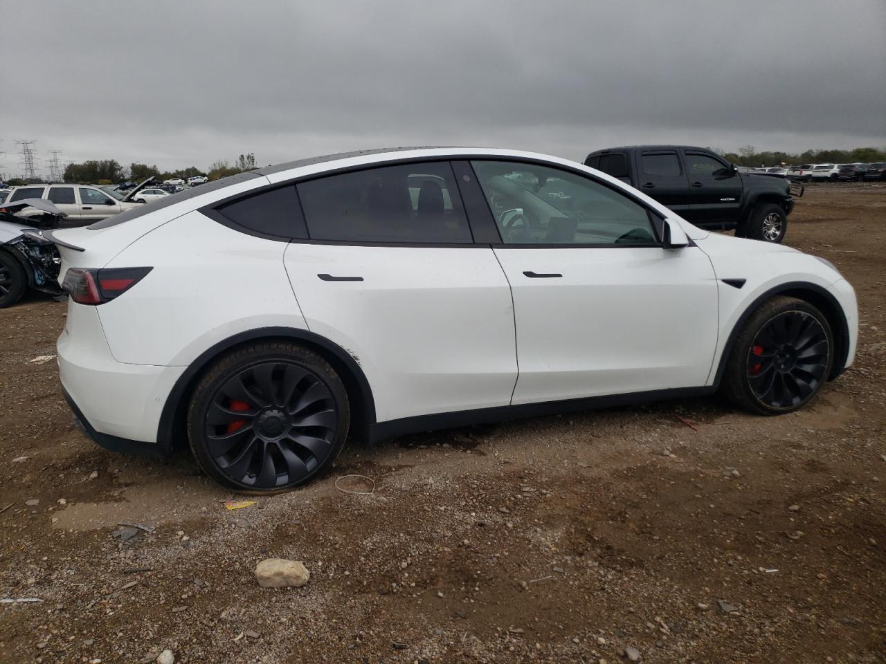 2022 Tesla Model Y - Фото 3
