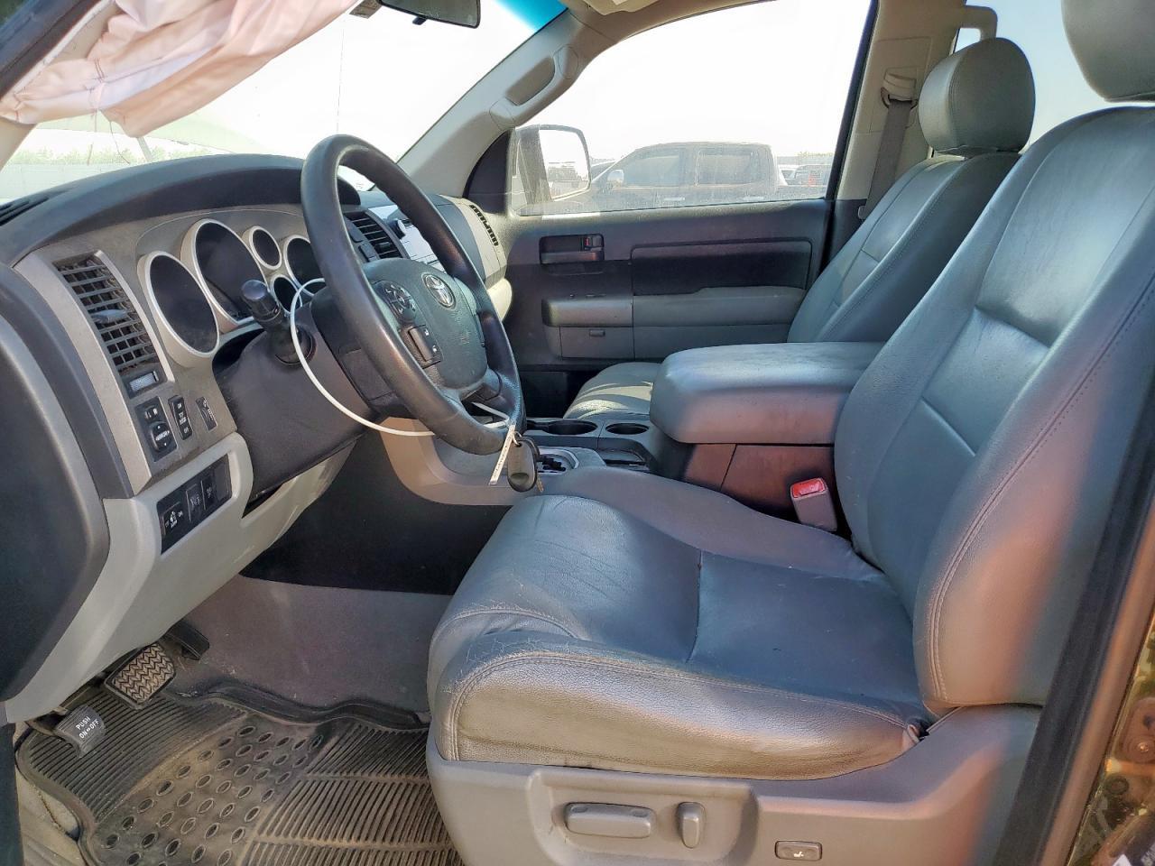 2010 Toyota Tundra Double Cab Sr5 - Image 7