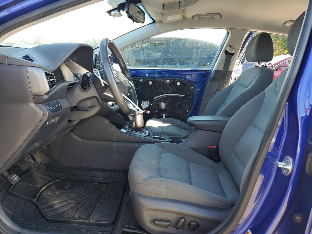 2020 Hyundai Ioniq Se - Фото 7