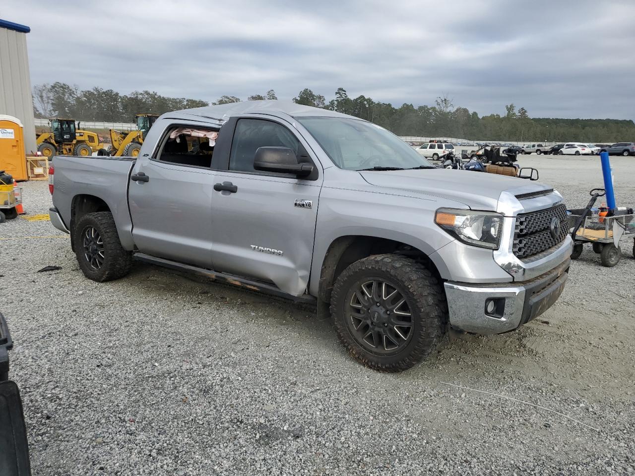 2020 Toyota Tundra Crewmax Sr5 - Image 4