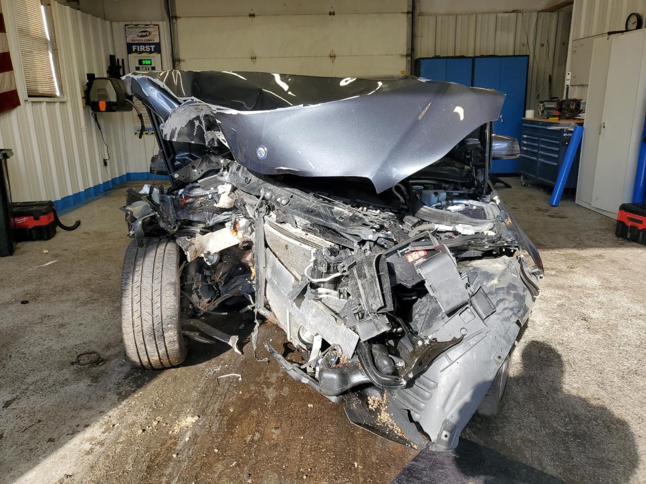 2015 Mercedes-Benz E 350 - Фото 5