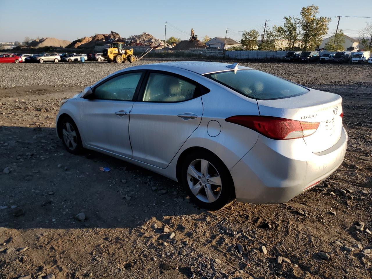 2011 Hyundai Elantra Gls - Фото 2