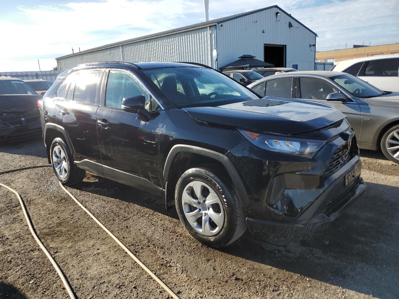 2021 Toyota Rav4 Le - Фото 4