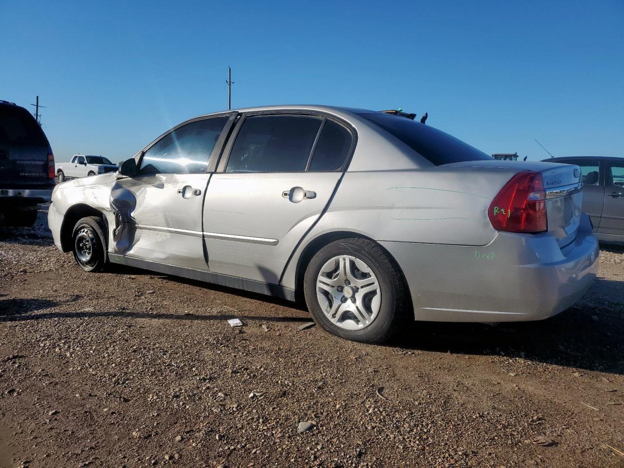2007 Chevrolet Malibu Ls - Image 2