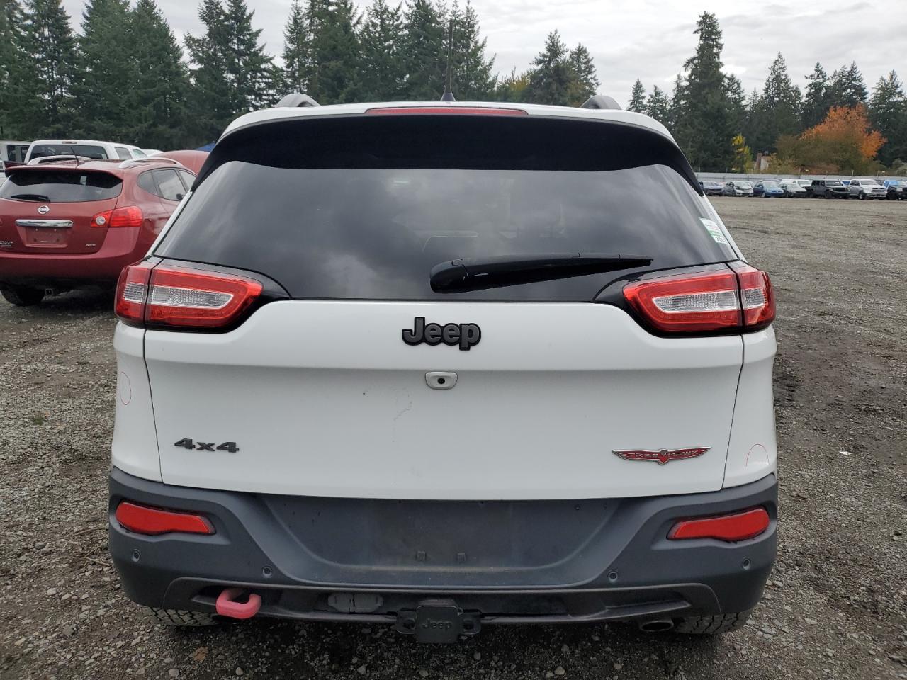 2017 Jeep Cherokee Trailhawk - Image 6