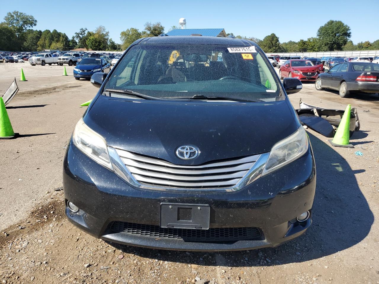 2015 Toyota Sienna Xle - Image 5